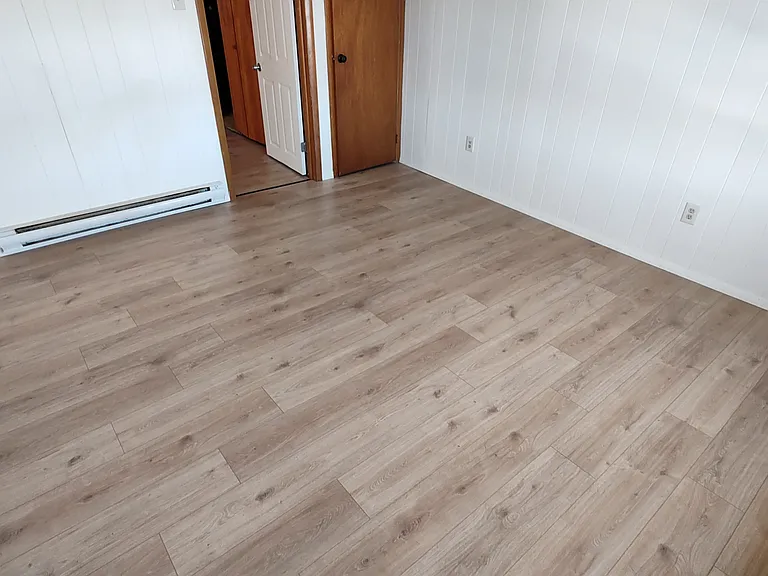 1147 Sloan St #5 — Photo 11