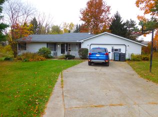 17626 Lois Way, Doylestown, OH 44230