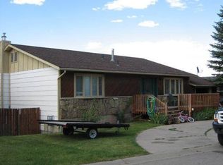 122 Navajo Cir, Evanston, WY 82930