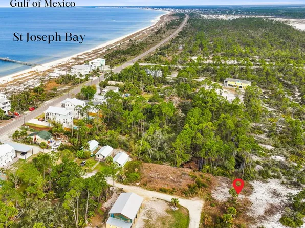193 Beach St, Port Saint Joe, FL 32456