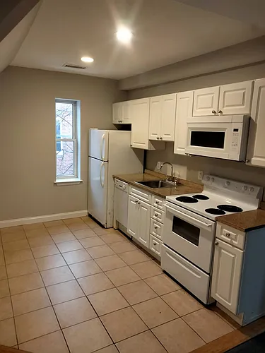 21 Imlay St #3 Photo 1