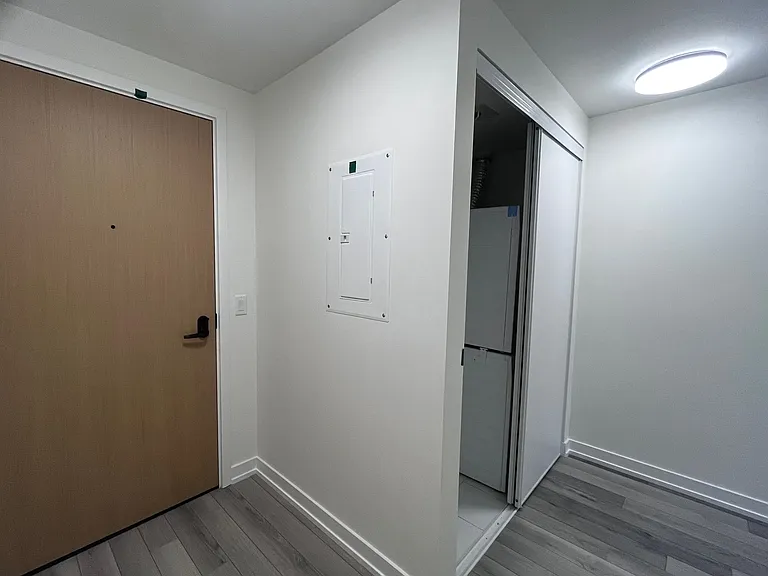 89 Church St #804 — Photo 3