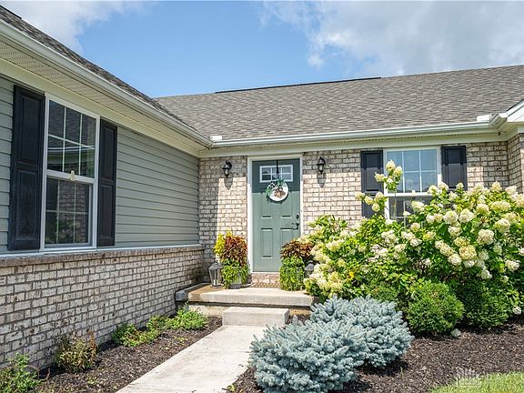 3rd image of 7491 Timber Valley Dr