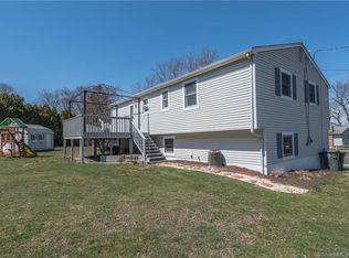 9 Barrow St, Milford, CT 06460