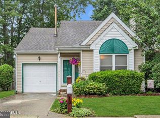 3 Sunnydale Ct, Bayville, NJ 08721