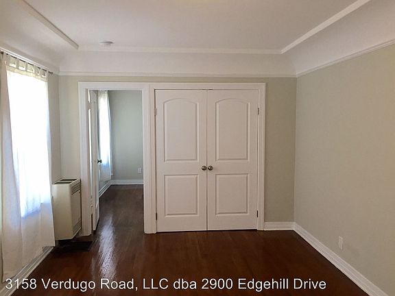 4th image of 2902 1/4 Edgehill Dr