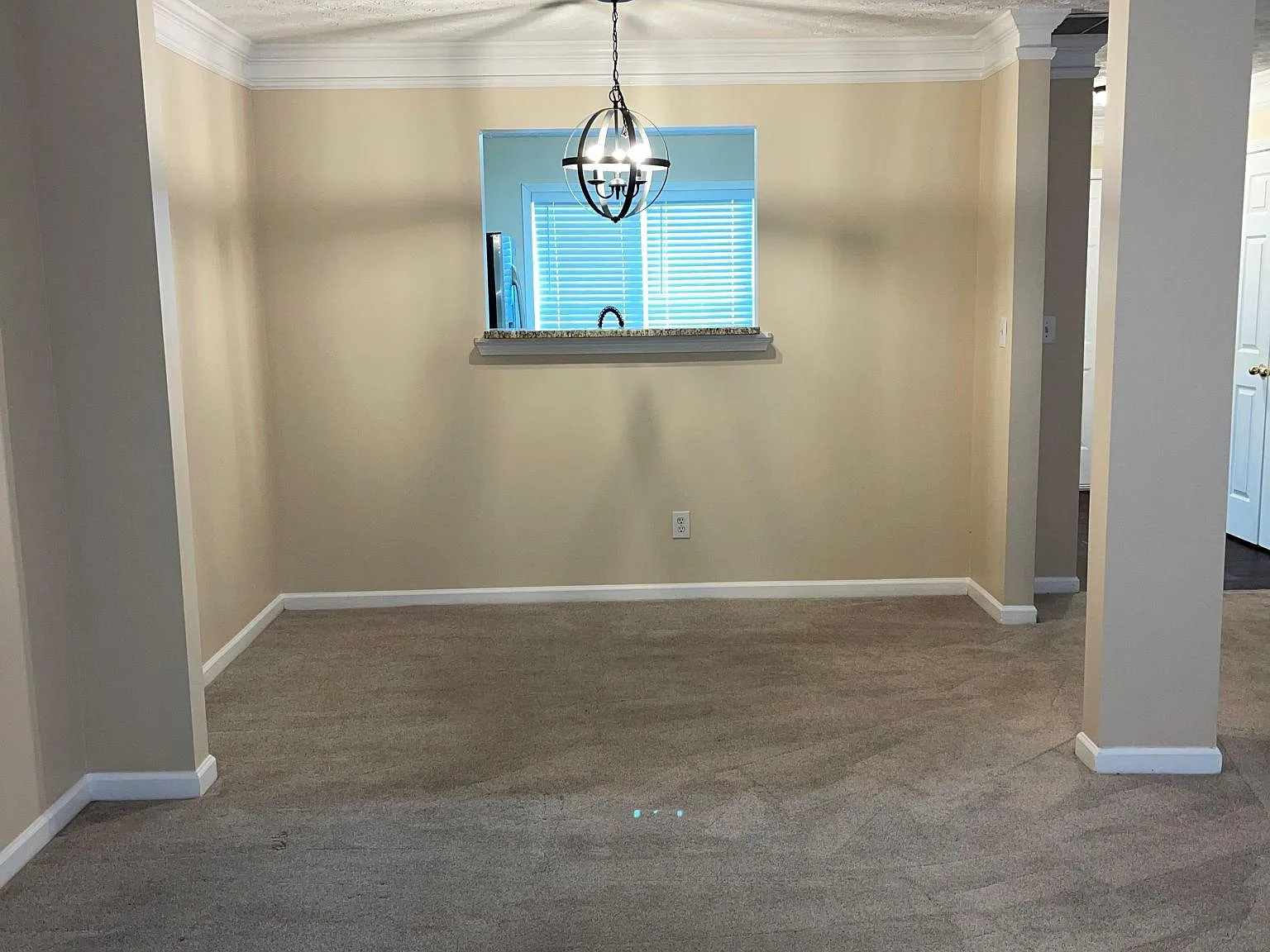 2 bed, 2.5 bath, 1294 sqft, $1,695 — Photo 3
