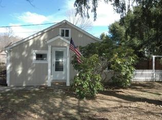 46 Knapp Ln, New Canaan, CT 06840