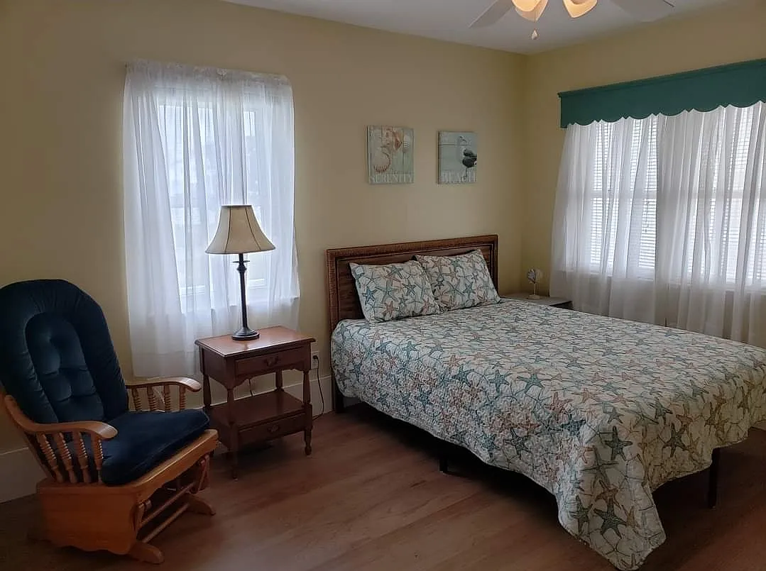 2 bed, 850 sqft, $1,800 — Photo 3