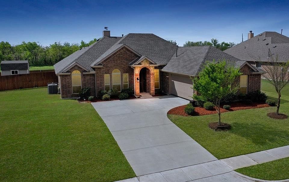 1st image of 1213 Hidden Creek Dr