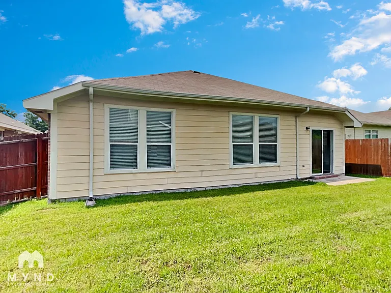 1019 Cottontail Dr — Photo 16