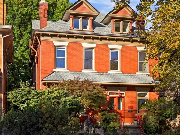 1524 Murray Ave, Pittsburgh, PA 15217