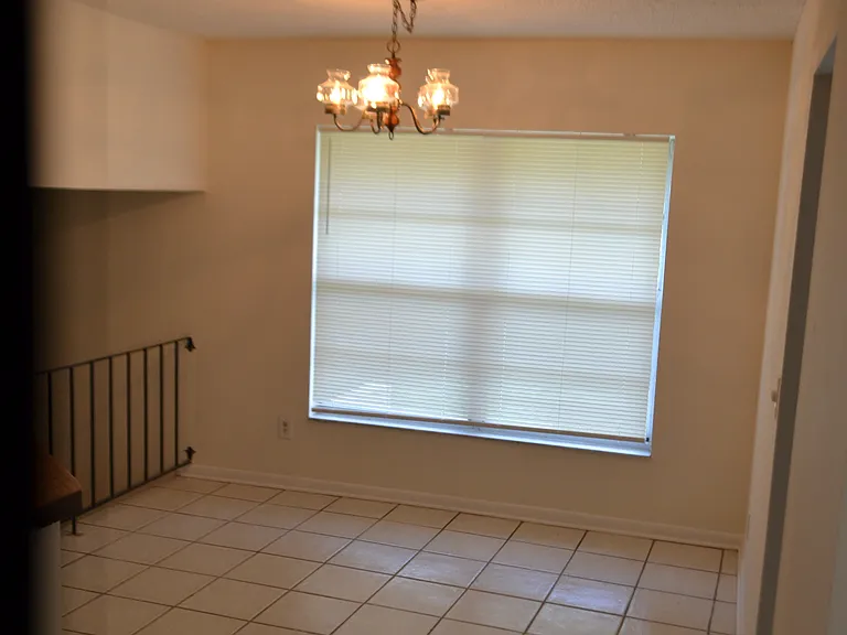 16510 Norwood Dr — Photo 2