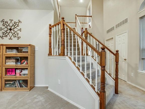 3rd image of 4800 Navajo Way
