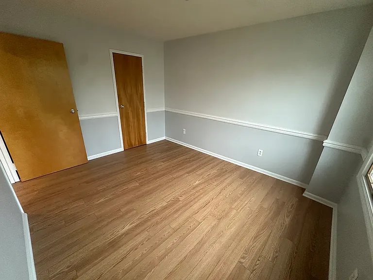 Park Ave — Photo 1