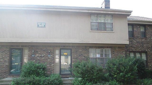 1st image of 6225 Stornoway Dr S