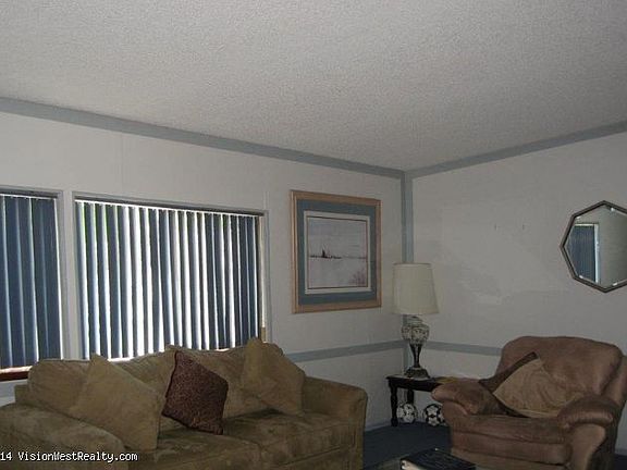 3rd image of 9305 Betty Ln