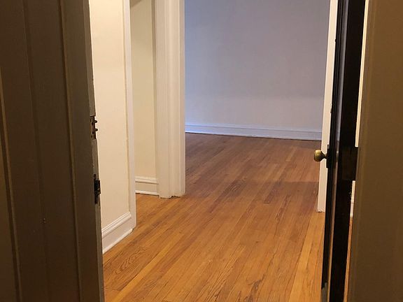 2nd image of 4533 N Paulina St APT 2B