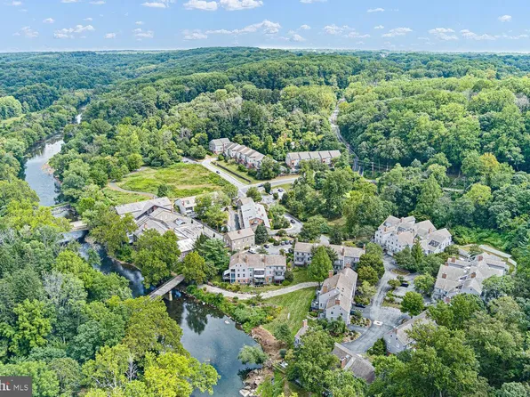 43 Millstone Ln, Rockland, DE 19732