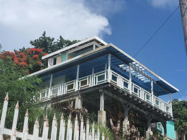 201 Barriada Clark, Culebra, PR 00775