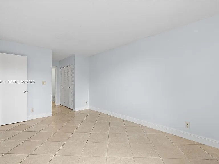 2771 Riverside Dr #316-A — Photo 13