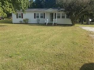 5111 Pruden Rd, Carrsville, VA 23315