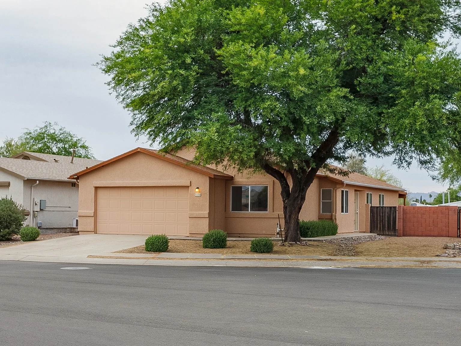 4 bed, 1515 sqft, $2,000 — Photo 2
