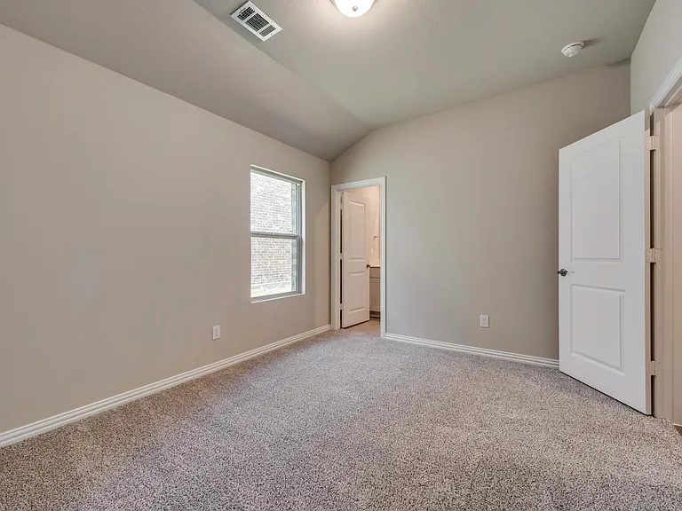 2124 Sun Star Dr — Photo 22