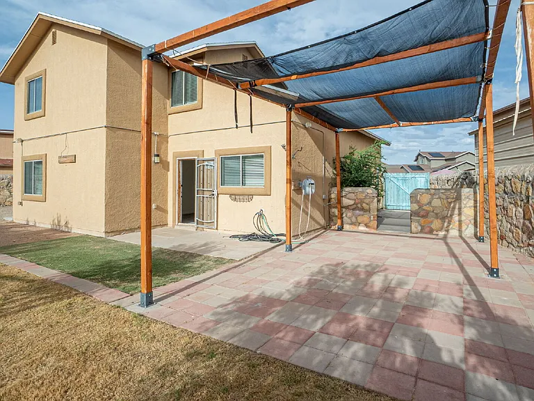 7041 Falling Leaf Cir — Photo 29
