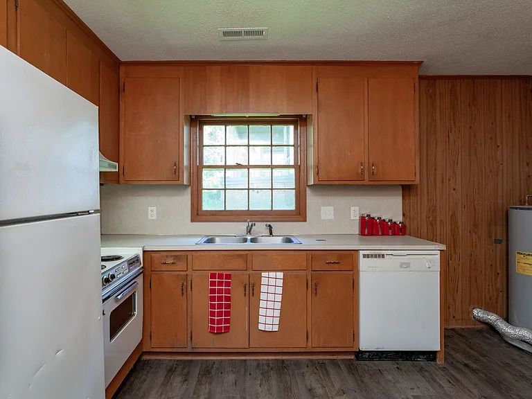 203 S Alston St — Photo 7