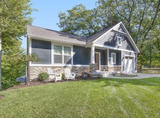 6784 Orange St, Pentwater, MI 49449