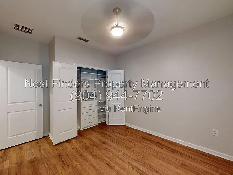 2704 Daylily Ln — Photo 22