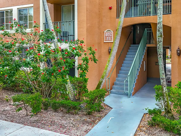 4852 N State Rd #3103 — Photo 19