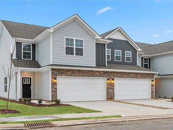 2nd image of 126 Lemongrass Ln