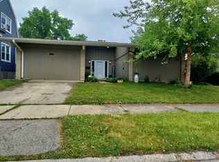 9611 Robertson Ave, Oak Lawn, IL 60453