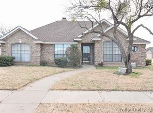 4943 Whisper Wind Dr, Wichita Falls, TX 76310