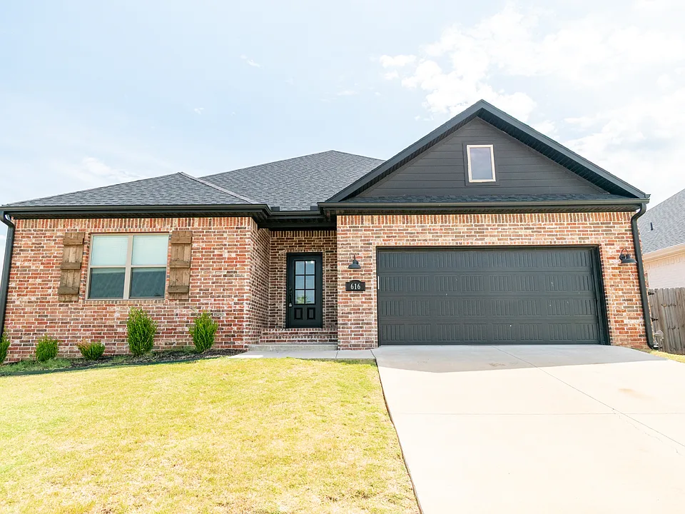 616 Wagon Wheel Rd