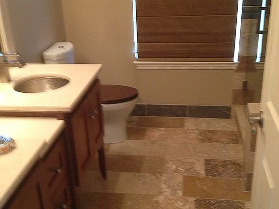 4th image of 7398 Gateway Dr #1