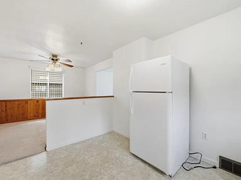 226 Frankfort Ave — Photo 11