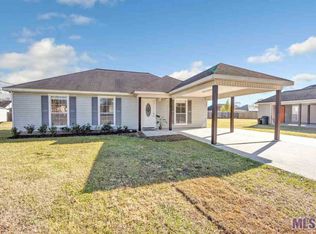 1106 S Lanoux Ave, Gonzales, LA 70737