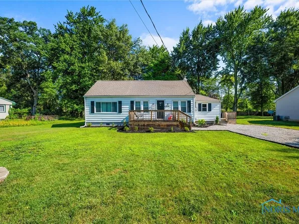 6006 Blossman Rd, Toledo, OH 43617