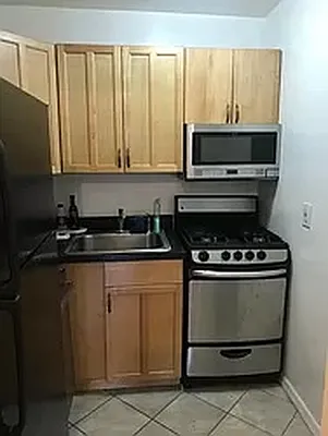 Rented by Douglas Elliman | media 6