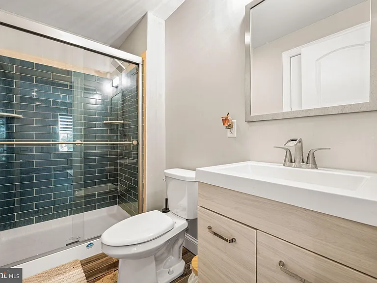 602 Dolmens Ln — Photo 44