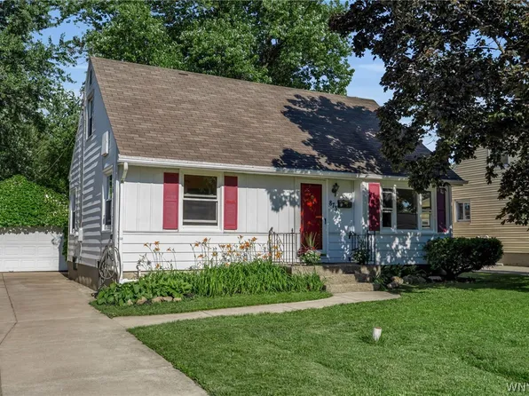 873 Parkhurst Blvd, Tonawanda, NY 14150