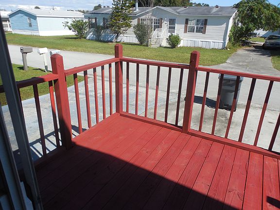 SUN DECK/BALCONY
