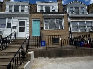 2915 S Robinson St, Philadelphia, PA 19142