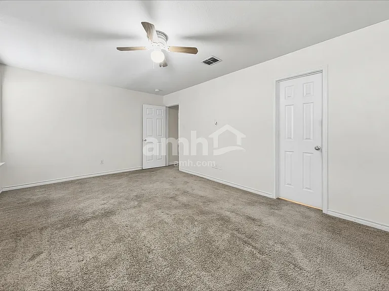 205 Sanctuary Way — Photo 10