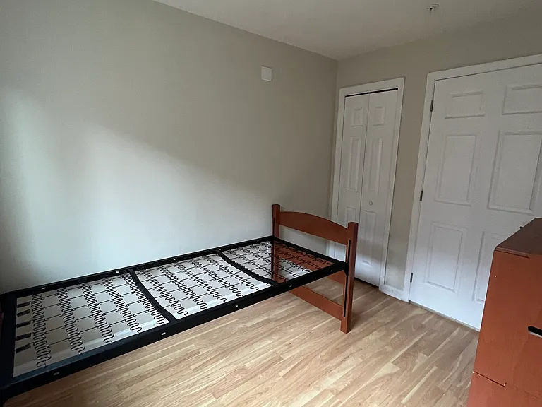 165-169 Barclay St #305 — Photo 9