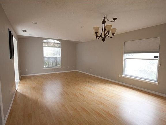 3rd image of 2538 Fletch Ct