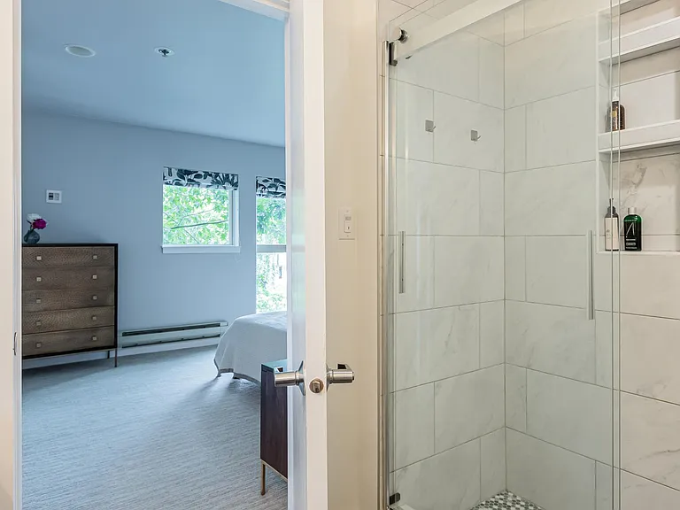 701 Galer St #706 — Photo 13